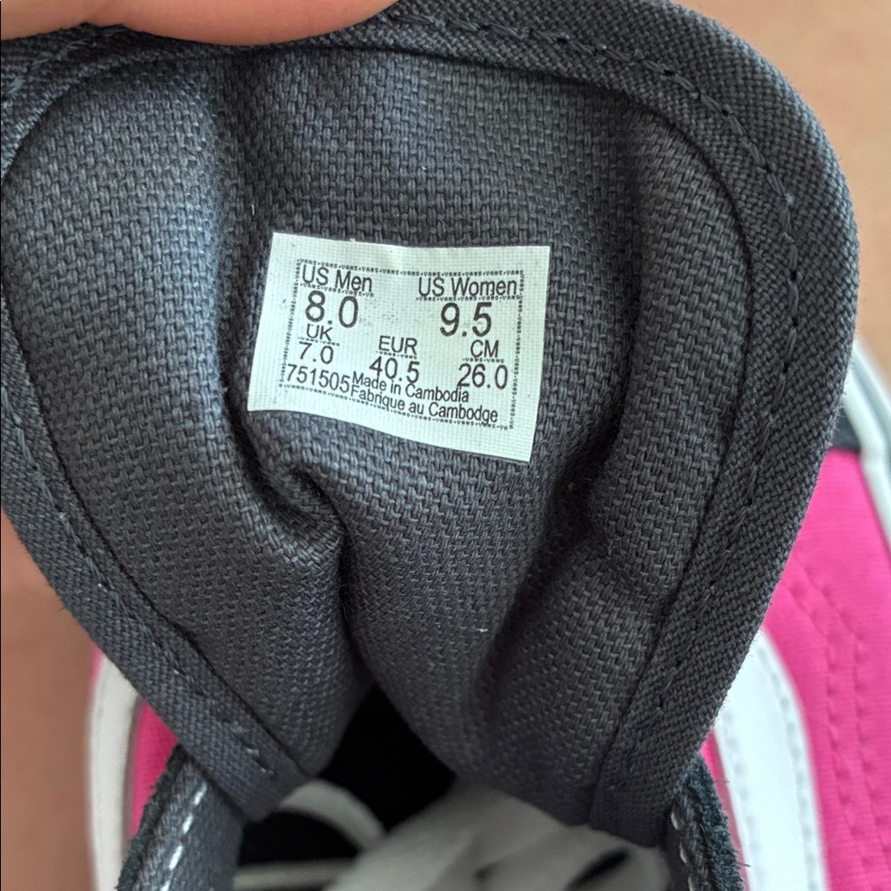 Vans Old Skool Black Pink Fuchsia Skate Shoes w/ Box NWT - Women's 9.5 - Picture 5 of 12
